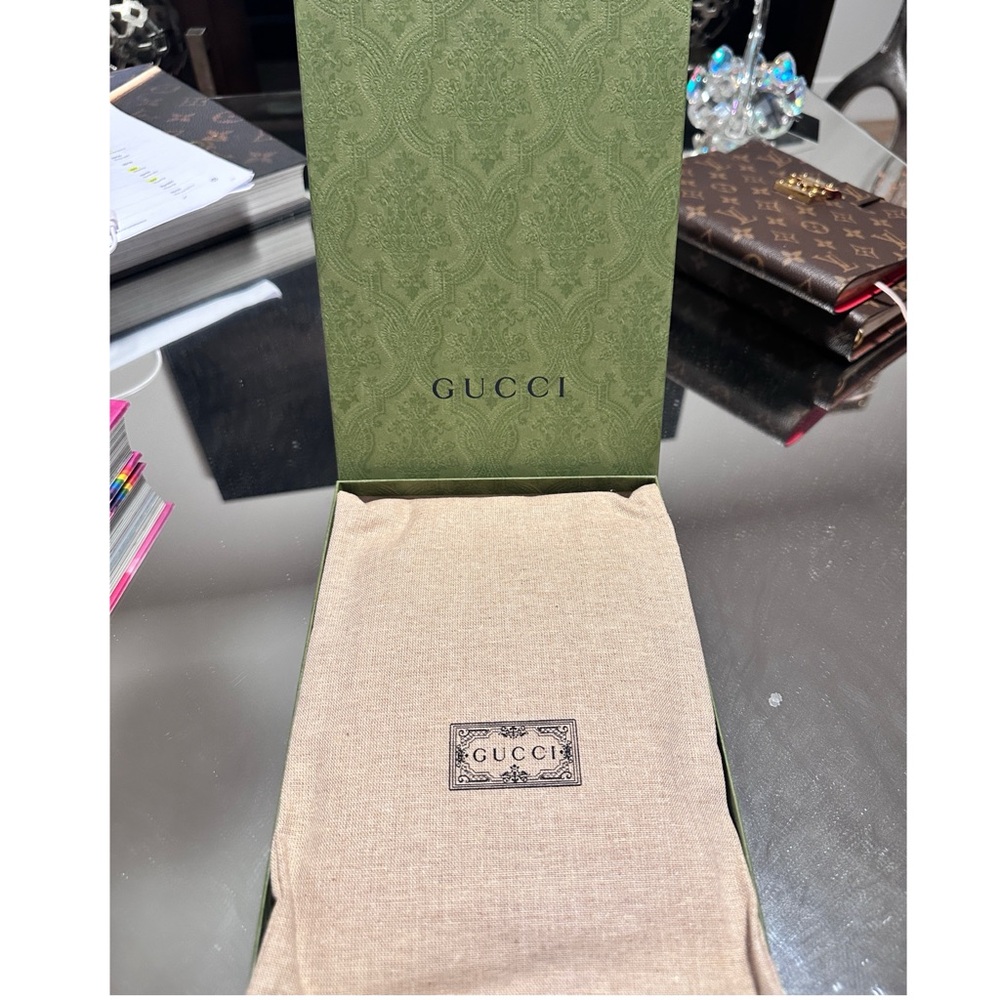 💯🆕Authentic NWT GUCCI Supreme Logo Tights with Shimmer - Picture 7 of 9